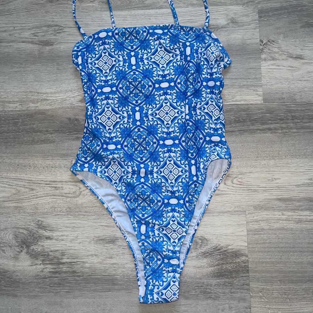 SHEIN Blue Geometric One Piece Swimsuit
